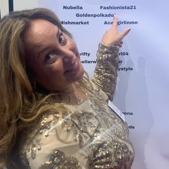 POSHFEST 2019 PREPARTY! THANK YOU!! - Picture 4 of 7